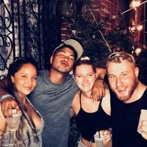 Meet your Posher, Christian